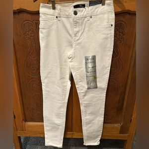 Ankle Skinny High-Rise White Jeans